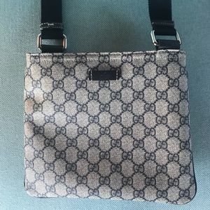 Gucci cross body bag- Authentic